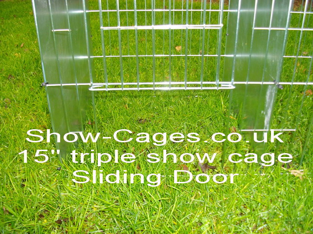 15" show cage triple with sliding doors 